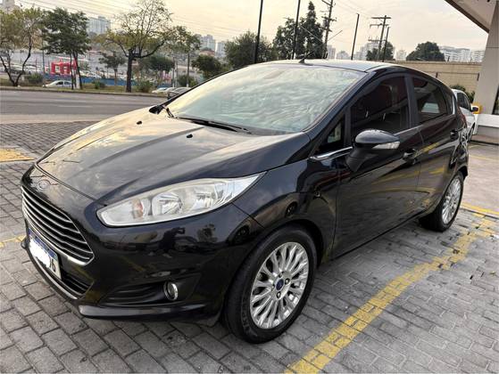 FORD FIESTA 1.6 TITANIUM HATCH 16V FLEX 4P POWERSHIFT